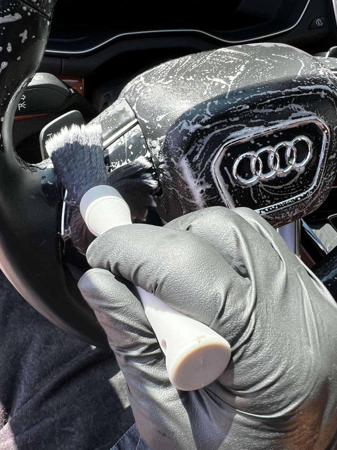 Vehicle care with the Sudsium Complete Reset package